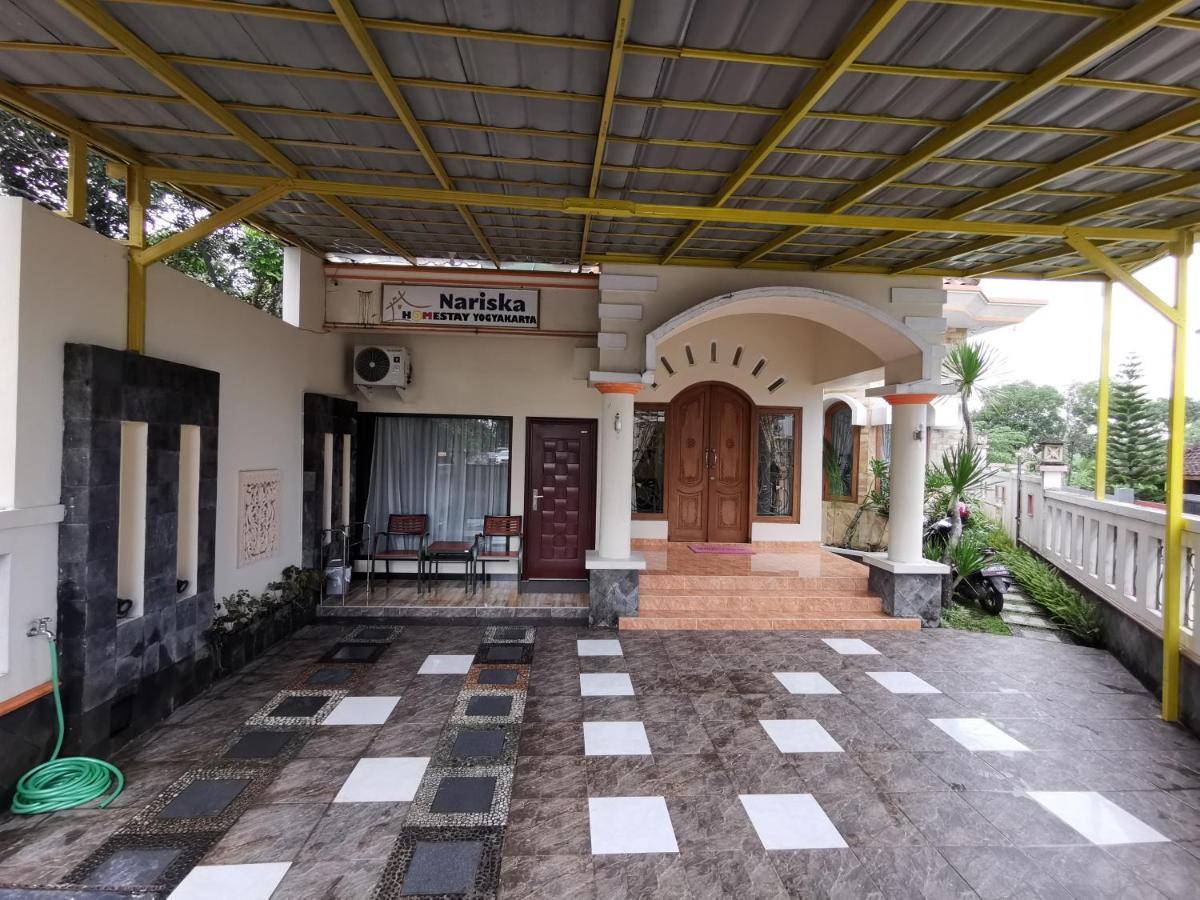 Nariska Suite Homestay Yogyakarta Exterior photo