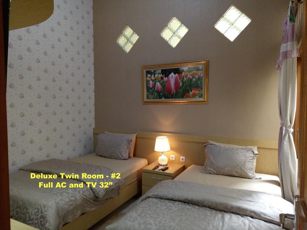 Nariska Suite Homestay Yogyakarta Exterior photo